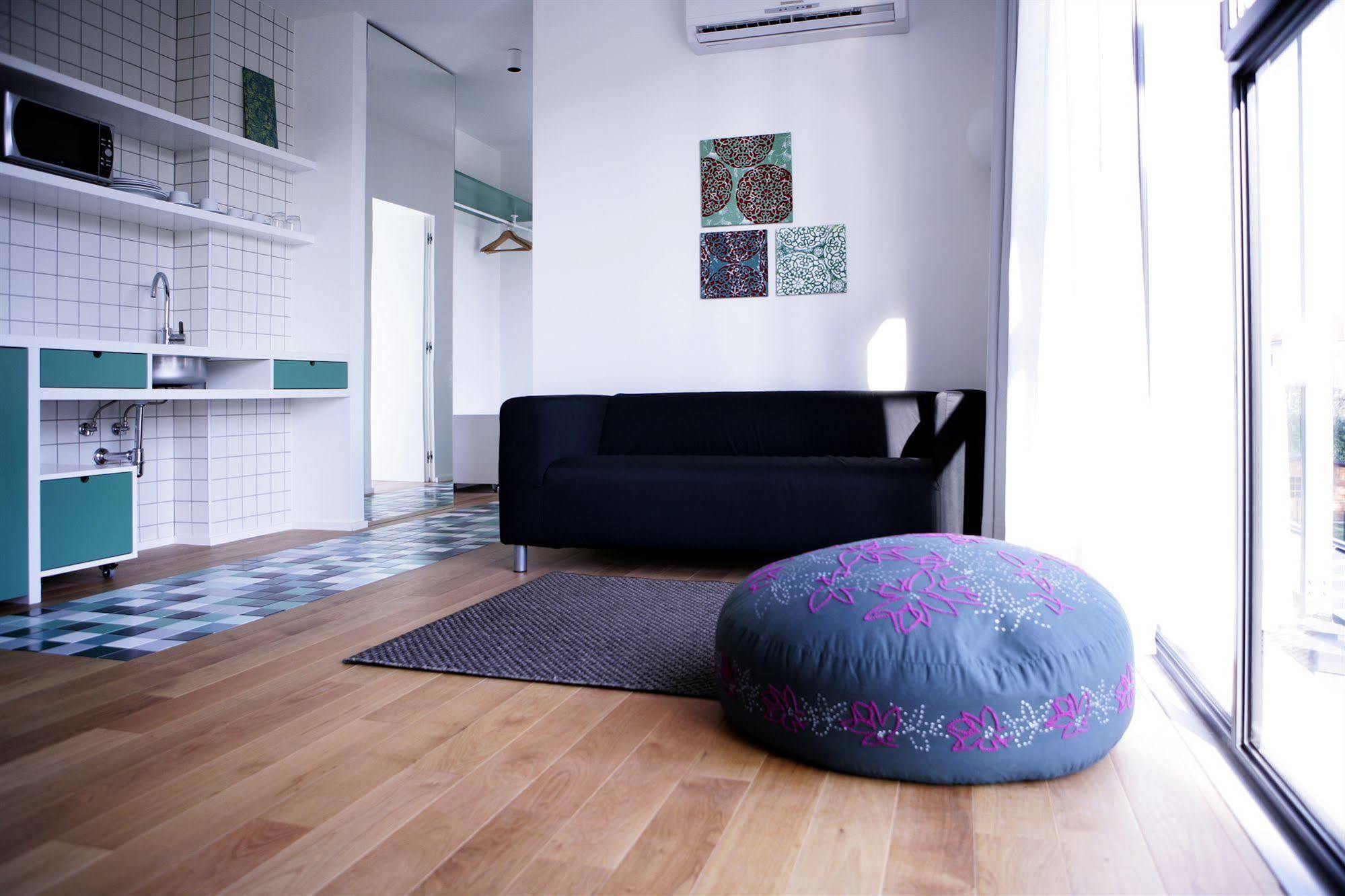 Mxp Rooms Guest House Cardano Al Campo Bagian luar foto
